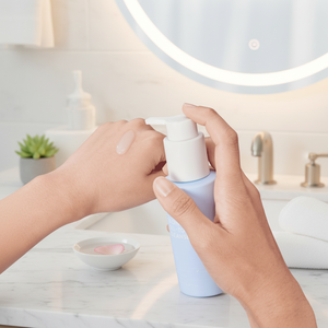 Glutanex Glow Therapy Gel To Foam Cleanser : Nettoyant moussant pour une peau éclatante, tendance K-beauty, corrige le teint, nourrit et illumine. - Product Image 3