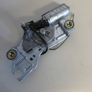 Moteur d'essuie-glace arrière Ford Focus Mk1 (11874 43A-4-B-1) 0390201552 Outil de tournage haute performance Fabriqué en Italie - Product Image 1