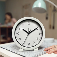 Horloge de bureau de dessin animé pour chambre à coucher, chevet, mouvement à quartz silencieux écologique, design Art Déco, décorative, personnalisée, moderne, analogique