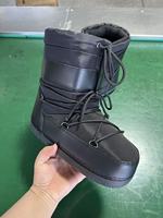 Bottes d'hiver légères et chaudes imperméables personnalisées pour le marché européen, bottes de neige personnalisées en gros pour hommes et femmes