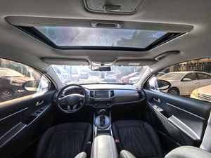 SUV urbain de valeur : <span class=keywords><strong>Kia</strong></span> <span class=keywords><strong>Sportage</strong></span> 2.0L GL 2WD AT <span class=keywords><strong>2016</strong></span>, fiable, habitacle spacieux, excellent état et <span class=keywords><strong>prix</strong></span> abordable - Product Image 6