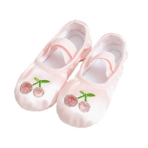 Chaussons de ballet souples pour femmes et enfants, dessus en toile extensible, semelle extérieure en cuir véritable, sequins brodés, respirants et confortables - Product Image 1