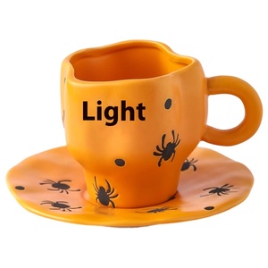 Tazza di caffè in ceramica di <span class=keywords><strong>Halloween</strong></span> creativa e piattino con personalità irregolare Pattern di pipistrello di zucca Japandi Design Style - Product Image 5