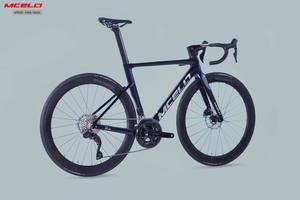 Vélo de route professionnel MCELO SK02-SHI MANO 105 7,8 kg en fibre de carbone, 24 vitesses, frein à disque Flat Mount, guidon intégré pour - Product Image 6