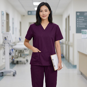 Ensemble de blouses médicales pour femmes, couleur violette, haut à col en V et pantalon, coton et polyester, uniformes d'hôpital pour le personnel médical - Product Image 1