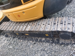 Miniexcavadora Komatsu PC35MR de Alto Rendimiento, 3.5T, Fabricada en Japón, Maquinaria Hidráulica para Pequeñas Construcciones, con Accesorio de Pulgar - Product Image 6