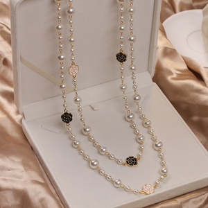 Collana <span class=keywords><strong>di</strong></span> <span class=keywords><strong>perle</strong></span> <span class=keywords><strong>lunghe</strong></span> multistrato <span class=keywords><strong>di</strong></span> camelia <span class=keywords><strong>di</strong></span> lusso <span class=keywords><strong>di</strong></span> Design <span class=keywords><strong>di</strong></span> marca rosa fiore maglione collana a catena per donna - Product Image 1