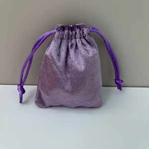 Sac en velours personnalisé avec cordon de serrage pour le rangement de bijoux, sac en velours avec cordon de serrage - Product Image 5