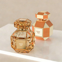 Cadeau de parfum en spray écologique de luxe avec logo personnalisé pour hommes et femmes |   Parfum floral boisé longue tenue 30/50/100ml |   OEM/ODM