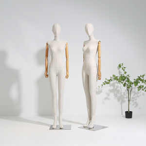 <span class=keywords><strong>Maniquí</strong></span> Femenino Moderno con Manos de Madera Móviles y Cuerpo de Tela <span class=keywords><strong>para</strong></span> Exhibición de <span class=keywords><strong>Ropa</strong></span> en Escaparates - Product Image 1