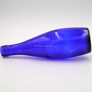 Bouteille en verre à boire doux d'eau minérale bleu cobalt 330ml avec bouchon à vis personnalisé Materia Prima Botellas De Vidrio De Color - Product Image 5