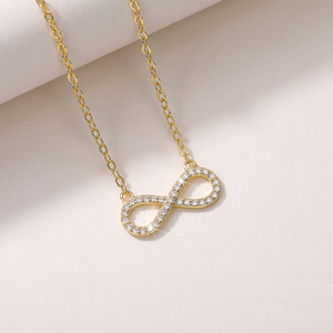 Collana con ciondolo a cuore con nodo dell'infinito e zirconi per donna, elegante catena a clavicola, gioielli alla moda - Product Image 4