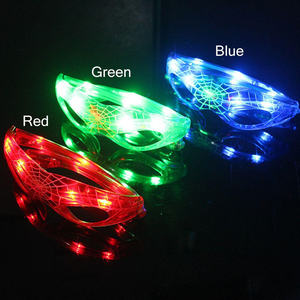 Lunettes de <span class=keywords><strong>Spiderman</strong></span> à LED bon marché pour Halloween Lunettes lumineuses de décoration de fête Lunettes de soleil illuminées pour déguisement d'Halloween - Product Image 2