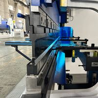 Prensa Plegadora de Chapa Metálica Industrial 70T2500 de Buen Acabado y Funcionamiento Estable