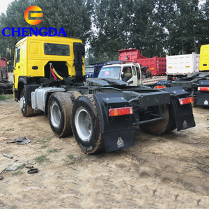 Offre Spéciale pas cher prix 90% nouveau 6*<span class=keywords><strong>4</strong></span>/<span class=keywords><strong>8</strong></span>*<span class=keywords><strong>4</strong></span> SINOTRUCK Howo 371 tracteur camion <span class=keywords><strong>daf</strong></span> à vendre - Product Image 4