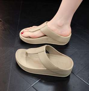 Kadın kurtarma kalın kama Flip flop rahat kemer destek tanga sandalet yumuşak taban açık plaj havuzu için - Product Image 6