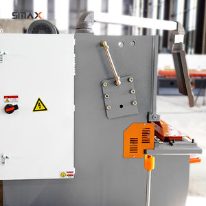 Machine de découpe à guillotine semi-automatique hydraulique CNC SMAX pour tôles métalliques, moteur à engrenages haute précision, garantie de 3 ans - Product Image 3