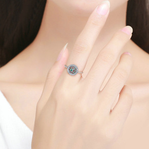 Anello Minimalista Albero della Vita per Donne, Fascia Ispirata alle Piante, Accessorio Gioiello per Outfit Quotidiani e Feste - Product Image 4