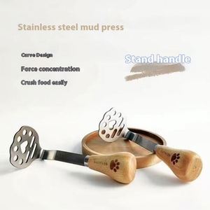 Prensa de barro de oso de acero inoxidable de grado alimenticio, triturador Manual para bebés con mango de madera para hornear en casa, Material plástico PP - Product Image 2