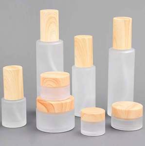 Flacon en verre givré haut de gamme de haute qualité avec bouchon à vis, flacon cosmétique portable, flacon d'huile essentielle transparent et portable - Product Image 2