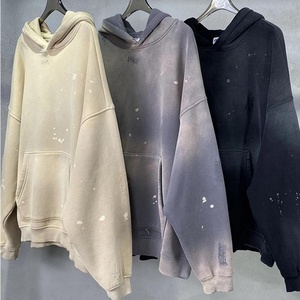 Sudaderas Personalizadas de Alta Calidad, 500-600 g/m², Estilo Urbano, Bordadas, 100% Algodón, con Efecto Desgastado y Pintura en Aerosol - Product Image 4