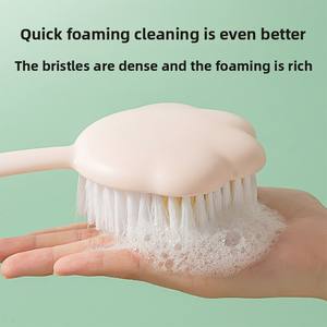 Brosse de bain moderne à long manche en forme de patte de chat, design ovale en poils doux avec matériau plastique - Product Image 2