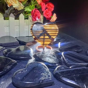 Nuovo prodotto prodotti curativi cristallo artigianato <span class=keywords><strong>ghiaccio</strong></span> ossidiana cuore per la decorazione <span class=keywords><strong>di</strong></span> nozze - Product Image 1