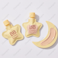 Sac d'emballage de poche de bec cosmétique en plastique de feuille d'aluminium de pouf de fuite de 5ml 10ml imprimé personnalisé pour les Tubes de lustre à lèvres de crème solaire