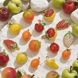 Collier et bracelet en acier inoxydable de la série Drip Oil Cartoon avec pendentifs fruits (Fraise, Banane, Pomme) et accessoires suspendus - Product Image 1