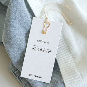 फैक्टरी कस्टम प्रिंटिंग लोगो लक्जरी स्विंग लेबल परिधान पेपर हैंग टैग कपड़ों के लिए स्ट्रिंग रस्सी के साथ - Product Image 5