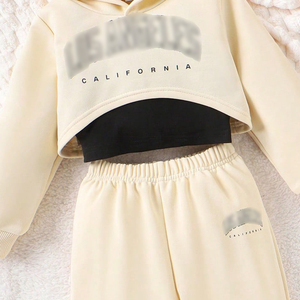 Ensemble décontracté imprimé sport, sweat-shirt à capuche en coton abricot, pantalon à bretelles noires, ensemble pour enfants, costume trois pièces - Product Image 2