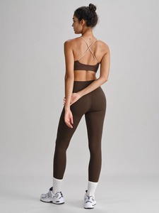 Conjunto Deportivo para Mujer, Top de Yoga con Tirantes Finos y Cuello Cuadrado, Elástico en 4 Direcciones, Soporte Medio, Color Sólido - Product Image 5