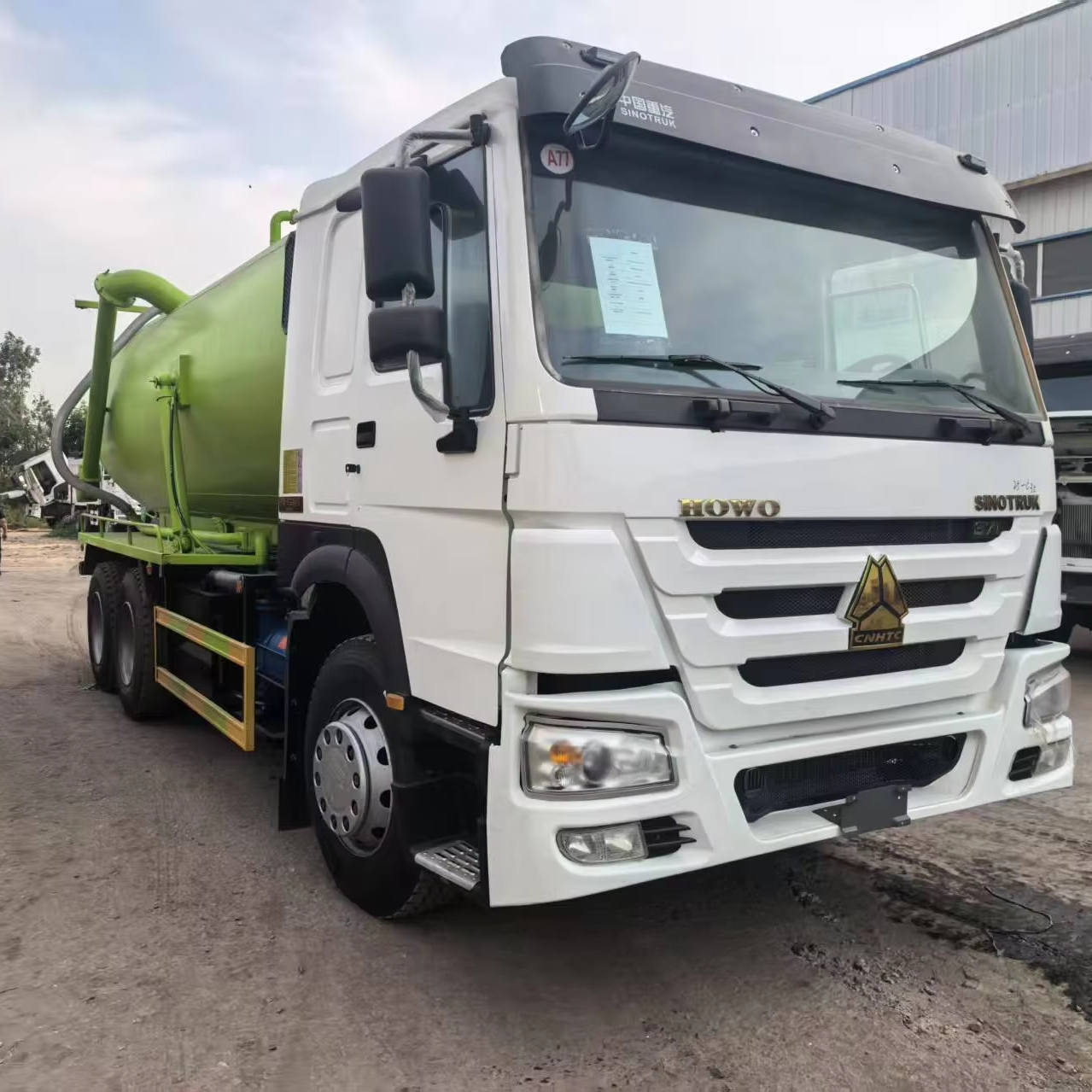 High-efficiency HOWO 6x4 Sewage Suction Truck
