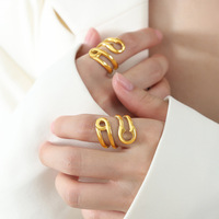 R0192 bijoux fantaisie plaqué or 18 carats trombone géométrique anneau ouvert femmes déclaration de mariage en acier inoxydable bague de Couple
