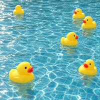 Jouets de bain décompression étanches en forme de petit canard jaune, à presser, portables, utilisables en plusieurs situations.