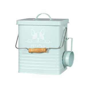 פח אחסון פינוק לכלב אטום עם סקופ אריזת מזון מלבן מלאי ברזל מגולוון מיכל אחסון מזון לחיות מחמד - Product Image 1