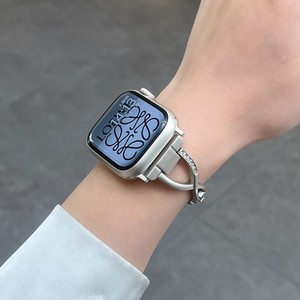 Bracelet fin en acier inoxydable avec clous croisés et boucle à ardillon pour Apple Watch 1-9, style féminin, compatible avec IWatch 8/9/10 - Product Image 3