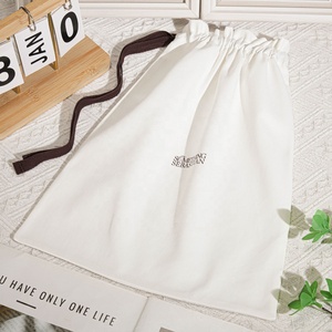 Sacs à chaussures en coton sergé imprimés avec logo, sacs à poussière portables personnalisés en coton pour vêtements, maillots de bain et shopping, vente en gros - Product Image 3