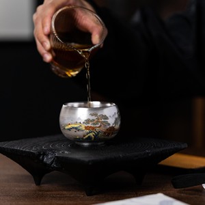 Taza de té plateada redonda individual para juego de té Kung Fu, uso doméstico, regalo sin tapa, origen Dehua, material de plata de ley. - Product Image 4