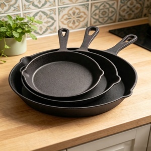 Plancha Redonda de Hierro Fundido Precurada <span class=keywords><strong>Lodge</strong></span> de 10.5 Pulgadas, No Tóxica y Libre de PFAS para Cocina en Estufa, Horno, Parrilla y Fogata - Product Image 4