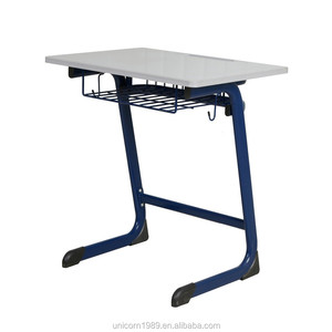 Muebles Escolares Metálicos con Mesa y Silla para Estudiantes en el Aula/Hogar - Product Image 4