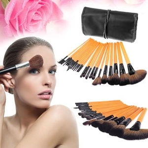 Set de 24 Brochas de Maquillaje al por Mayor para Sombra de Ojos, Polvos, Labios y Rostro - Product Image 6