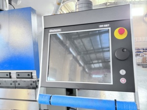 <strong>Wc67k</strong> Steel <strong>Plate</strong> Hydraulic Tandem <strong>Bending</strong> <strong>Machine</strong> Make Light Pole Press Brake - Product Image 3