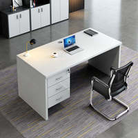 Poste de travail moderne pour le personnel de bureau Table de bureau modulaire Bureau de travail de bonne qualité pour les affaires directeur de patron d'hôtel