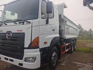 Camion benne Hino 700 6x4, capacité 31-40T, diesel, transmission manuelle, camion de transport lourd pour travaux d'ingénierie - Product Image 2