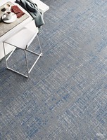 Dalles de moquette de bureau en polypropylène durables, lavables, rembourrées, épaisses (33*100cm), avec support en PE, ignifuges, antistatiques et antidérapantes