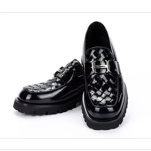 รองเท้าหนังผู้ชายแบบทางการและแบบอ็อกซ์ฟอร์ด  หนังวัวแท้ทอมือ  ดีไซน์ลำลอง ระบายอากาศได้ดี ส้นเตี้ย - Product Image 2