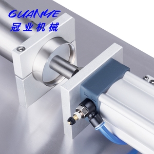 Semi-Automatische Horizontale Enkele Kop Pneumatische Vloeistofvulmachine Voor Kleine Bedrijven G1wy 50-500Ml - Product Image 4