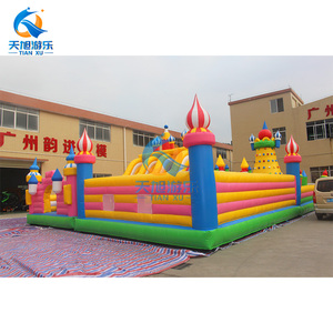 Château gonflable géant Tianxu pour l'extérieur, 300 m², qualité commerciale, en PVC, parc d'attractions, aire de jeux, parcours d'obstacles - Product Image 5