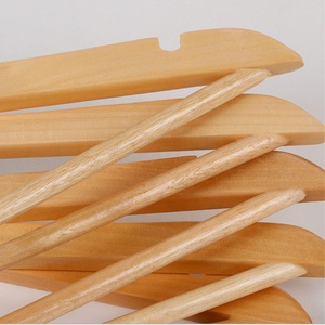 Mẫu miễn phí giá rẻ móc áo gỗ nhà máy rắn gỗ phù hợp với áo sơ mi móc áo - Product Image 3